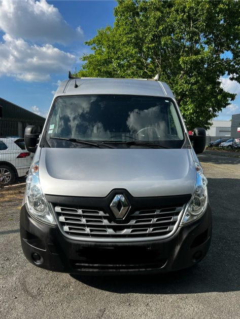 RENAULT MASTER III Fourgon 2019