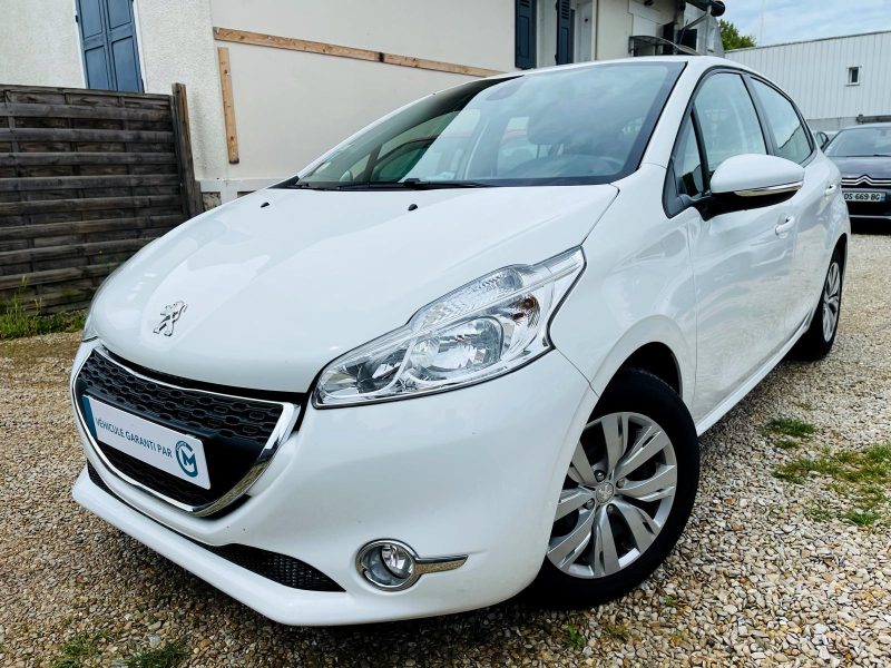 PEUGEOT 208 I 2014