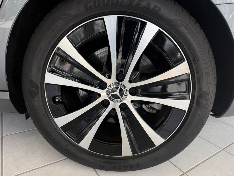 MERCEDES Classe E 300de 194ch + 122ch Avantgarde Line 9g-Tronic 12500 kms - 1ER MAIN