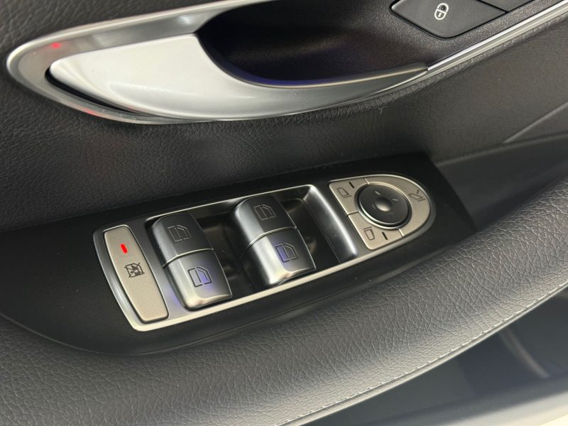 MERCEDES Classe E 300de 194ch + 122ch Avantgarde Line 9g-Tronic 12500 kms - 1ER MAIN