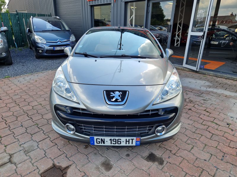 PEUGEOT 207 CC 1.6L 16v i 120cv FELINE *Cuir* / REVISER_GARANTIE
