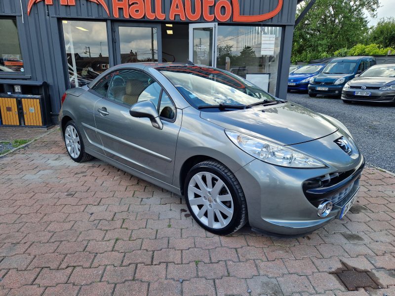 PEUGEOT 207 CC 1.6L 16v i 120cv FELINE *Cuir* / REVISER_GARANTIE