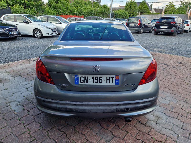 PEUGEOT 207 CC 1.6L 16v i 120cv FELINE *Cuir* / REVISER_GARANTIE