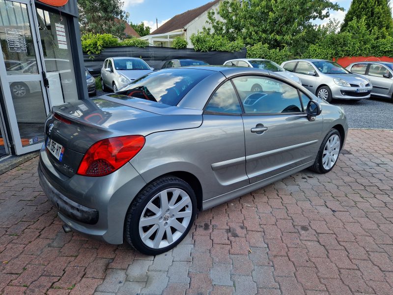 PEUGEOT 207 CC 1.6L 16v i 120cv FELINE *Cuir* / REVISER_GARANTIE