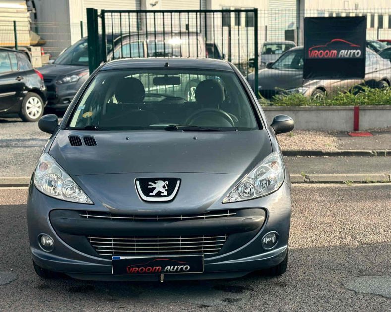 PEUGEOT 206+ 1.4 HDI 70CH BLUE LION TRENDY 5P CLIM