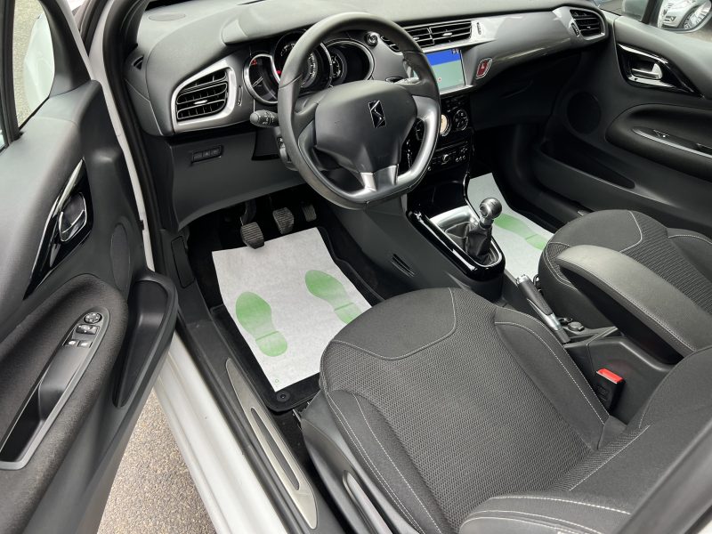 CITROEN DS3 PHASE 2 CHIC 1.2 110 PREMIERE MAIN GPS CAMERA RECUL BLUETOOTH CRIT AIR 1 - GARANTE 1 AN
