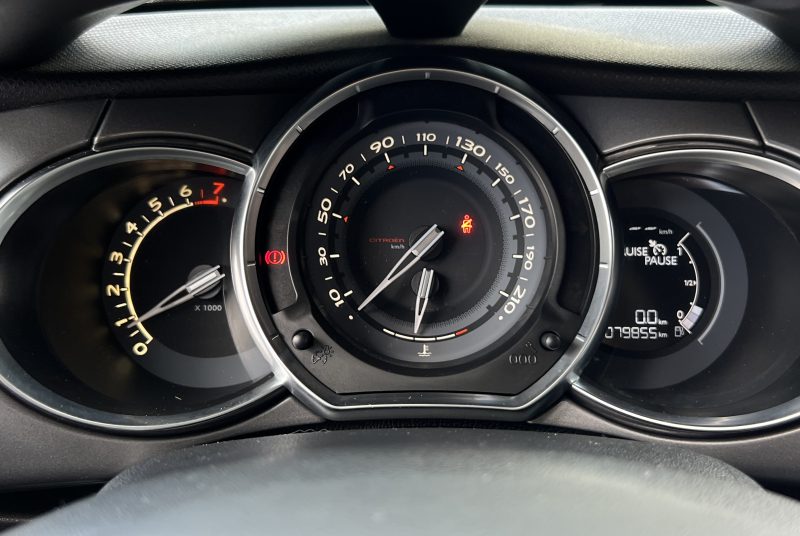 CITROEN DS3 PHASE 2 CHIC 1.2 110 PREMIERE MAIN GPS CAMERA RECUL BLUETOOTH CRIT AIR 1 - GARANTE 1 AN