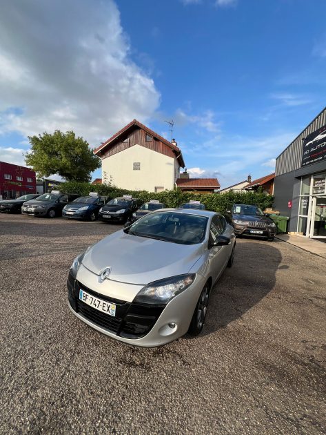 RENAULT MEGANE III coupé 1.5dci 