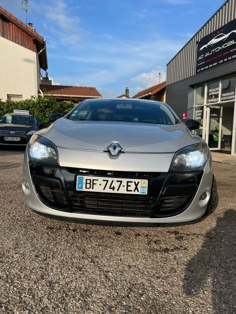 RENAULT MEGANE III coupé 1.5dci 