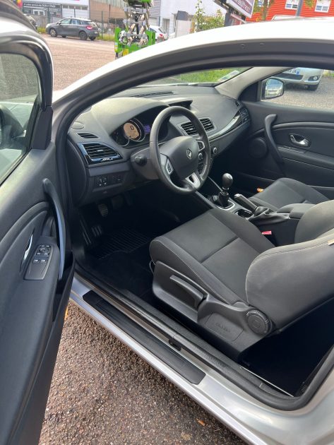 RENAULT MEGANE III coupé 1.5dci 