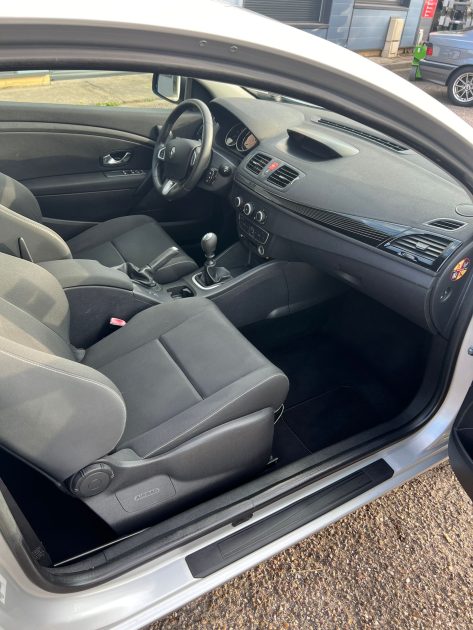 RENAULT MEGANE III coupé 1.5dci 