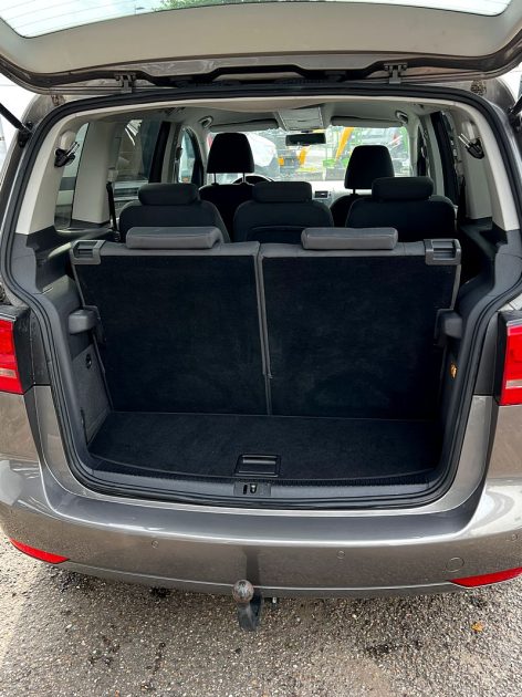 Volkswagen  Touran 1.2 tsi 7 places 2010