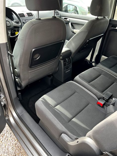 Volkswagen  Touran 1.2 tsi 7 places 2010