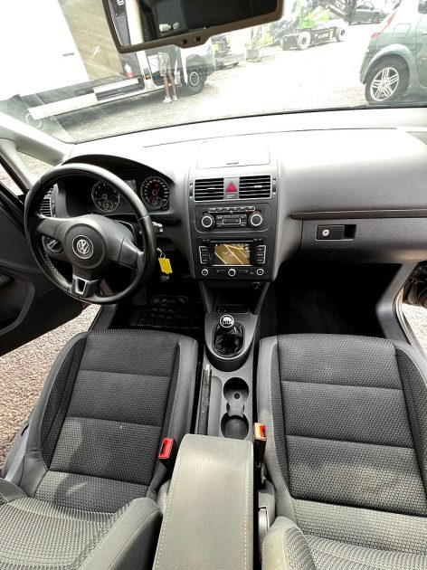 Volkswagen  Touran 1.2 tsi 7 places 2010