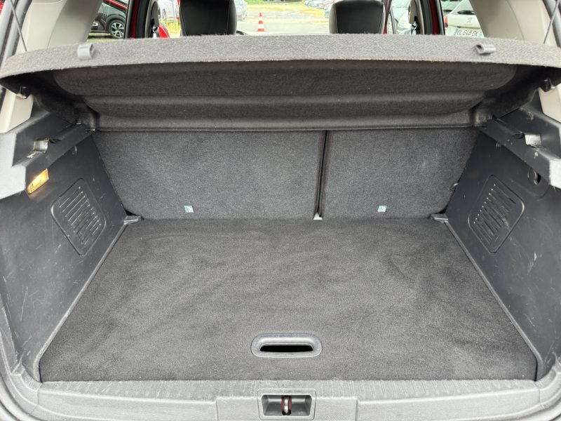 RENAULT CAPTUR DCI 110 INTENS