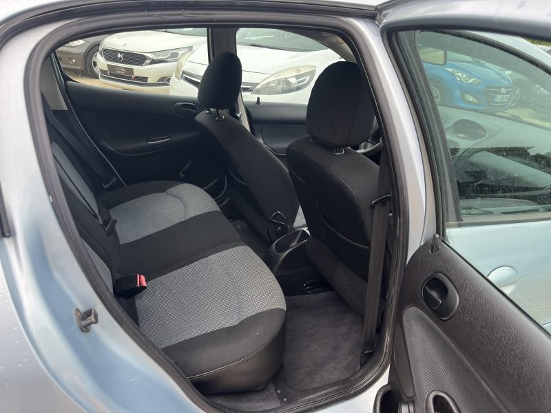 PEUGEOT 206 Van 2004