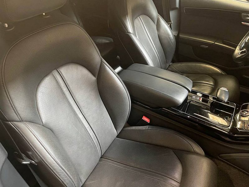 AUDI A8 3.0 V6 TDI CLEAN DIESEL QUATTRO 258ch AVUS EXTENTED GARANTIE 12 MOIS, HISTORIQUE COMPLET