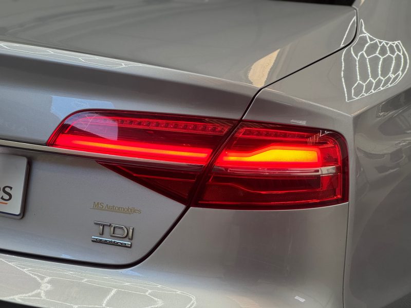 AUDI A8 3.0 V6 TDI CLEAN DIESEL QUATTRO 258ch AVUS EXTENTED GARANTIE 12 MOIS, HISTORIQUE COMPLET