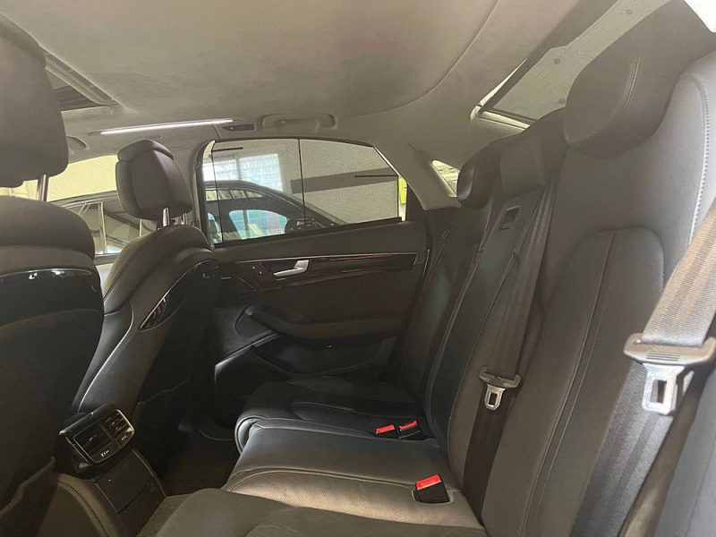 AUDI A8 3.0 V6 TDI CLEAN DIESEL QUATTRO 258ch AVUS EXTENTED GARANTIE 12 MOIS, HISTORIQUE COMPLET