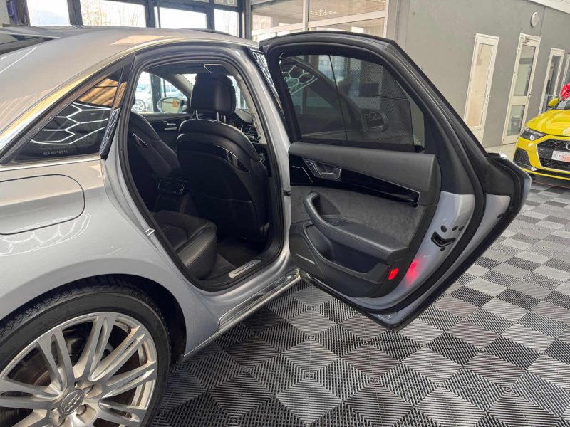 AUDI A8 3.0 V6 TDI CLEAN DIESEL QUATTRO 258ch AVUS EXTENTED GARANTIE 12 MOIS, HISTORIQUE COMPLET