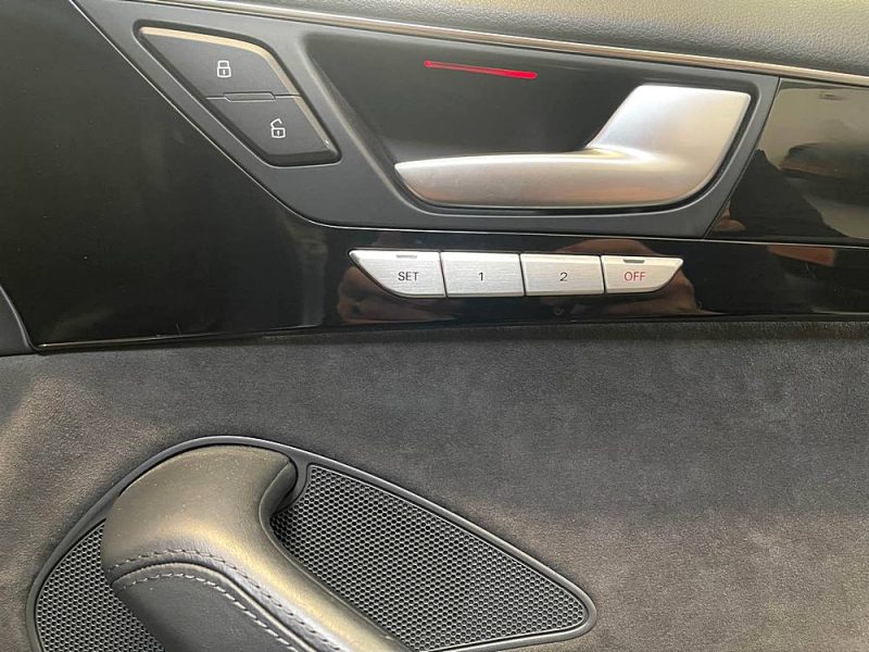 AUDI A8 3.0 V6 TDI CLEAN DIESEL QUATTRO 258ch AVUS EXTENTED GARANTIE 12 MOIS, HISTORIQUE COMPLET