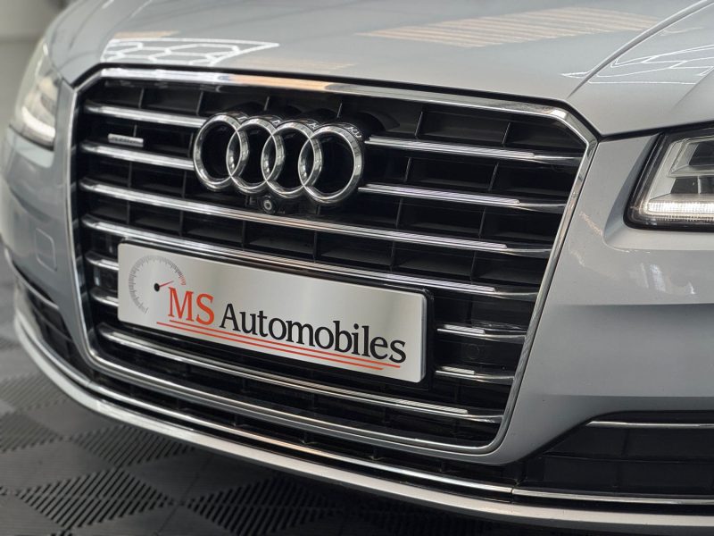AUDI A8 3.0 V6 TDI CLEAN DIESEL QUATTRO 258ch AVUS EXTENTED GARANTIE 12 MOIS, HISTORIQUE COMPLET