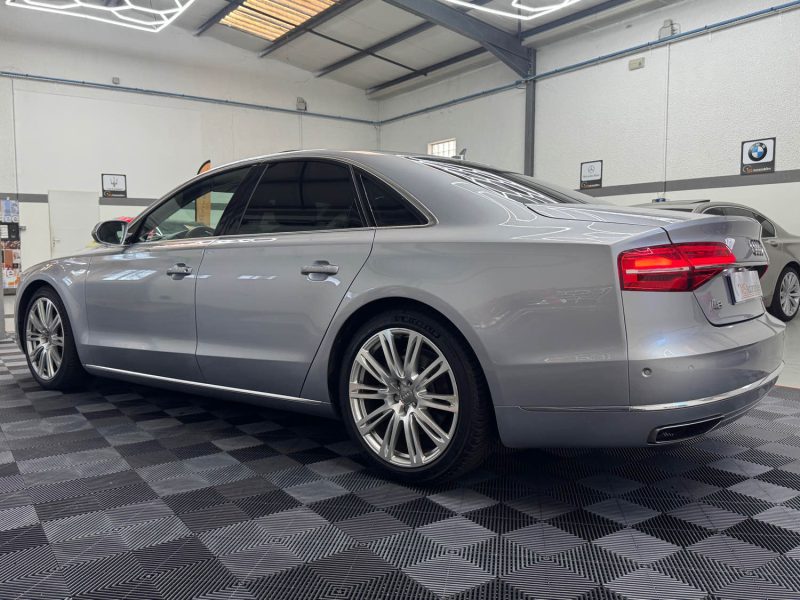 AUDI A8 3.0 V6 TDI CLEAN DIESEL QUATTRO 258ch AVUS EXTENTED GARANTIE 12 MOIS, HISTORIQUE COMPLET