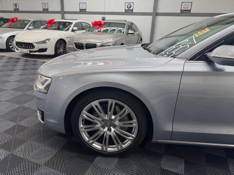 AUDI A8 3.0 V6 TDI CLEAN DIESEL QUATTRO 258ch AVUS EXTENTED GARANTIE 12 MOIS, HISTORIQUE COMPLET