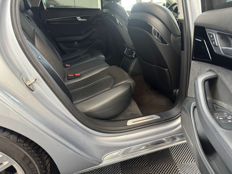 AUDI A8 3.0 V6 TDI CLEAN DIESEL QUATTRO 258ch AVUS EXTENTED GARANTIE 12 MOIS, HISTORIQUE COMPLET