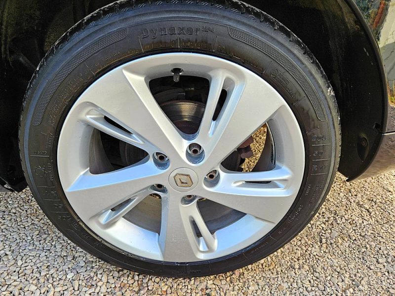 RENAULT MEGANE III Grandtour 2012