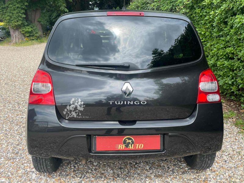 RENAULT TWINGO 2008 1.2 16V (76Ch)