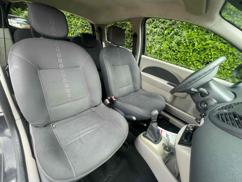 RENAULT TWINGO 2008 1.2 16V (76Ch)