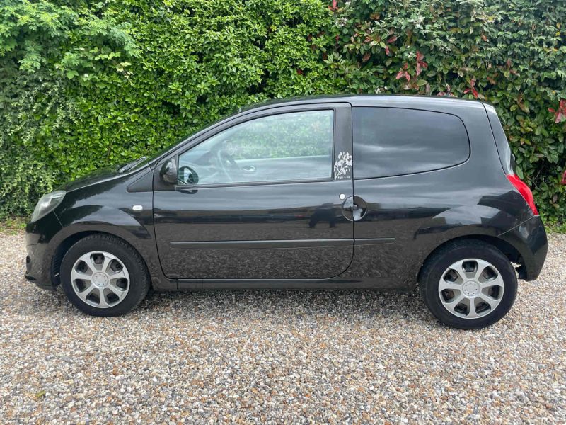RENAULT TWINGO 2008 1.2 16V (76Ch)
