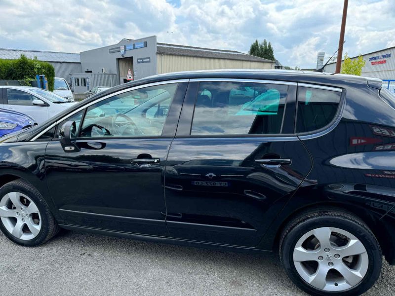 PEUGEOT 3008 1.6 HDI 112 ACTIVE