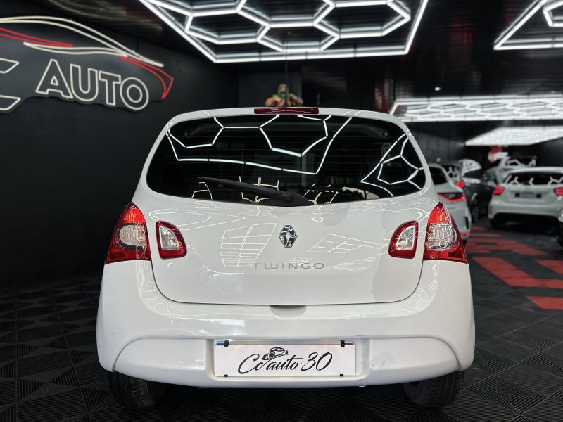 RENAULT TWINGO II 2012