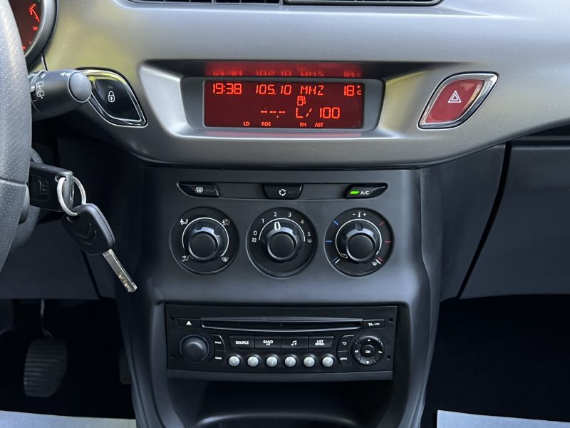 CITROEN C3 II PHASE 1.0 68 PREMIERE MAIN / CLIMATISATION REGULATEUR USB CRIT AIR 1 - GARANTIE 1 AN