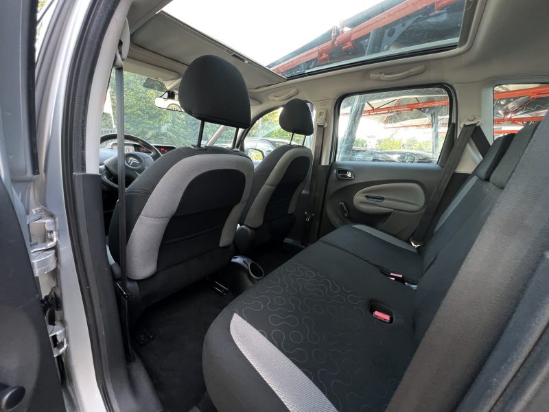 CITROEN C3 PICASSO 1.4 VTI 95 Cv TOIT PANORAMIQUE BLUETOOTH REGULATEUR CRIT AIR 1 - GARANTIE 1 AN