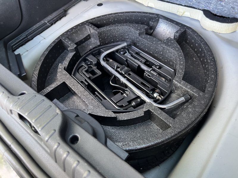 CITROEN C3 PICASSO 1.4 VTI 95 Cv TOIT PANORAMIQUE BLUETOOTH REGULATEUR CRIT AIR 1 - GARANTIE 1 AN