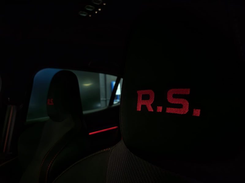 RENAULT MEGANE IV RS 280cv 1.8 EDC SUIVI COMPLET RENAULT / RS MONITOR / BVA6 / SIEGES CHAUFFANTS / L