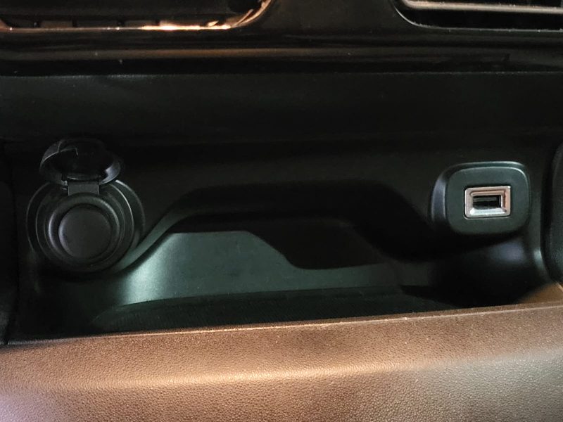 CITROEN C4 CACTUS 1.2 PureTech 110cv Business / MOTEUR NEUF