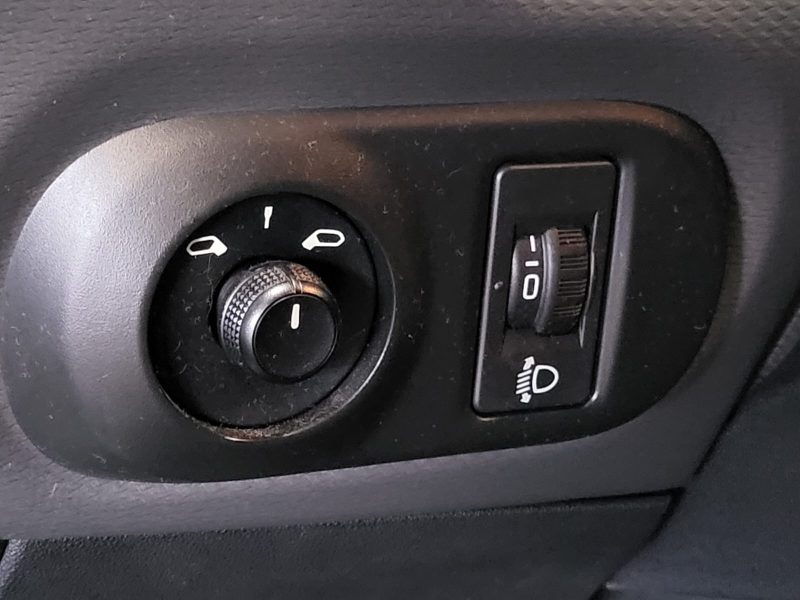 CITROEN C4 CACTUS 1.2 PureTech 110cv Business / MOTEUR NEUF