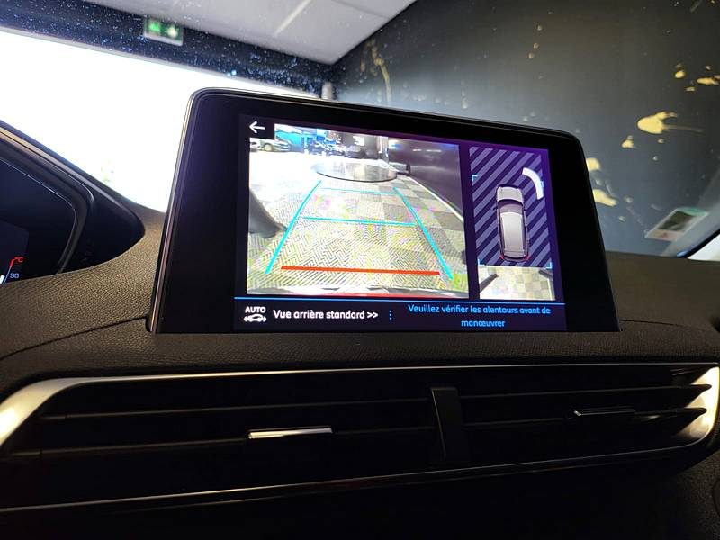 PEUGEOT 3008 1.2 PureTech 130cv EAT8 CROSSWAY / FAIBLE KILOMETRAGE / SUIVI COMPLET PEUGEOT