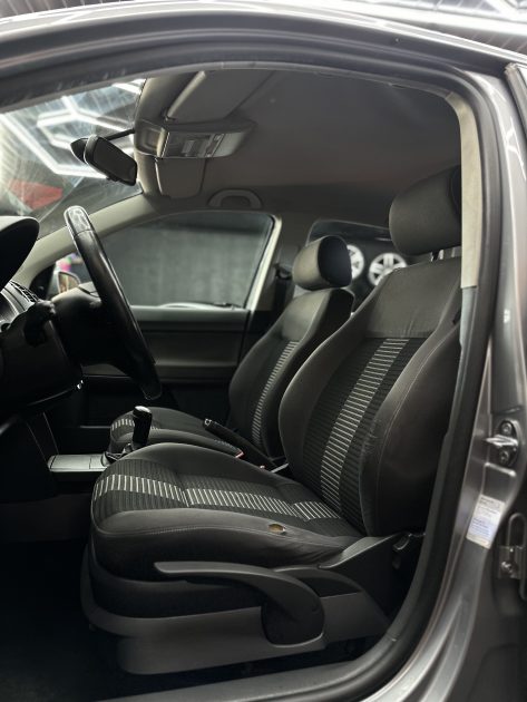 VOLKSWAGEN POLO 2008