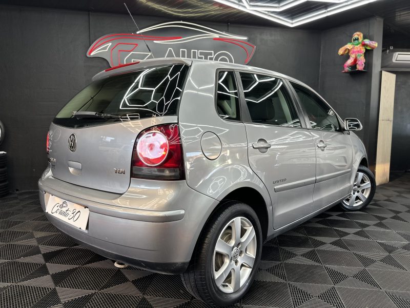 VOLKSWAGEN POLO 2008