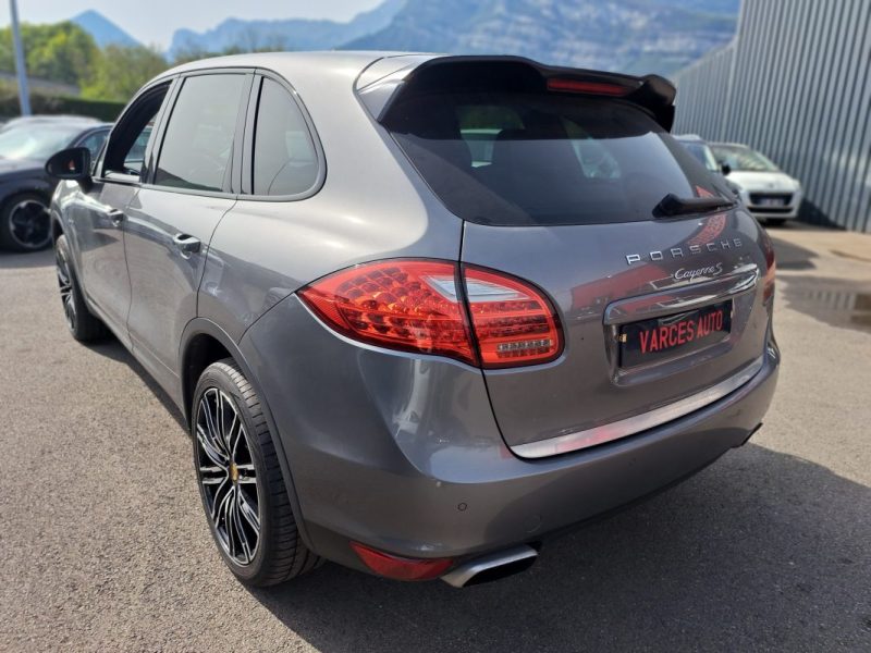 PORSCHE CAYENNE 3.0 S E-Hybrid 416Cv ENTRETIEN COMPLET Interieur full cuir chauffant electrique à me