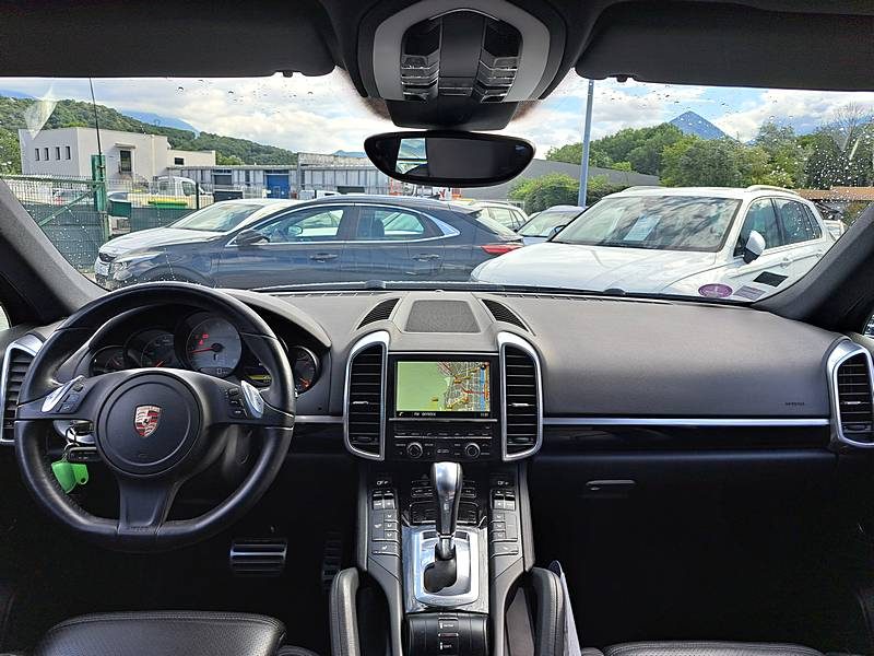 PORSCHE CAYENNE 3.0 S E-Hybrid 416Cv ENTRETIEN COMPLET Interieur full cuir chauffant electrique à me