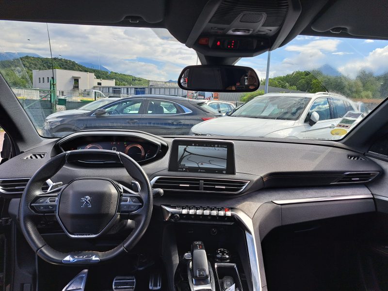 PEUGEOT 3008 SUV 2018