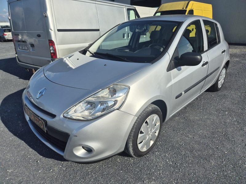 RENAULT CLIO III DCI 70CV 2009 153000 KM 