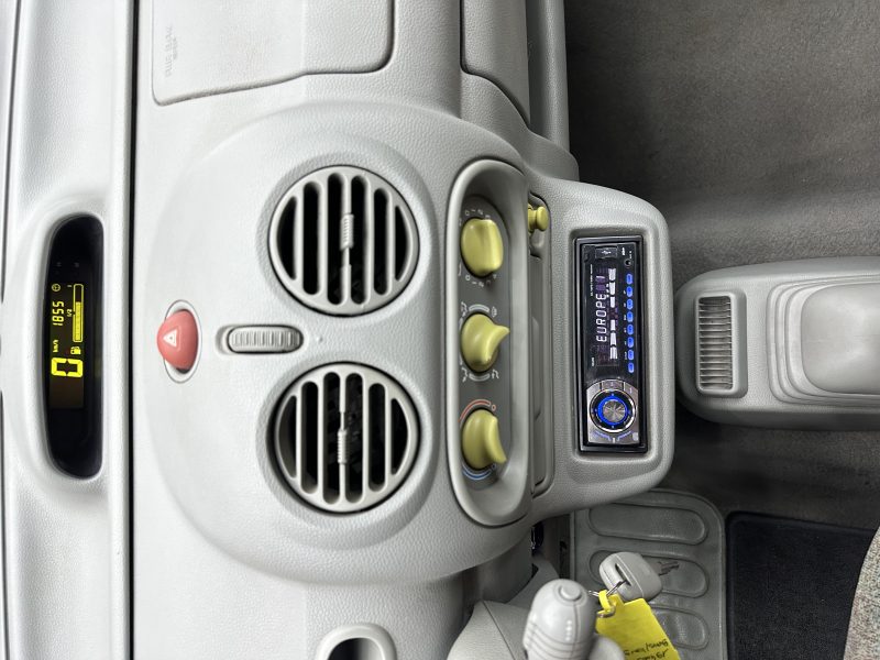 RENAULT TWINGO I 1999