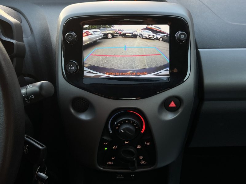 TOYOTA AYGO II PHASE 2 X-PLAY 1.0 VVT-i 72 CAMERA RECUL REGULATEUR APPLE CARPLAY 5 Pts Garantie 1 an